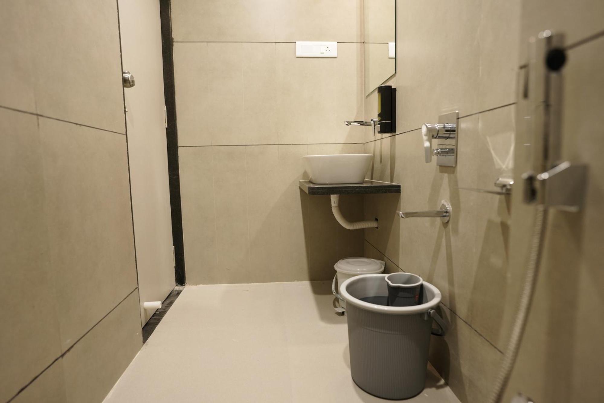A Square Executive Hotel ออรังกาบัด ภายนอก รูปภาพ